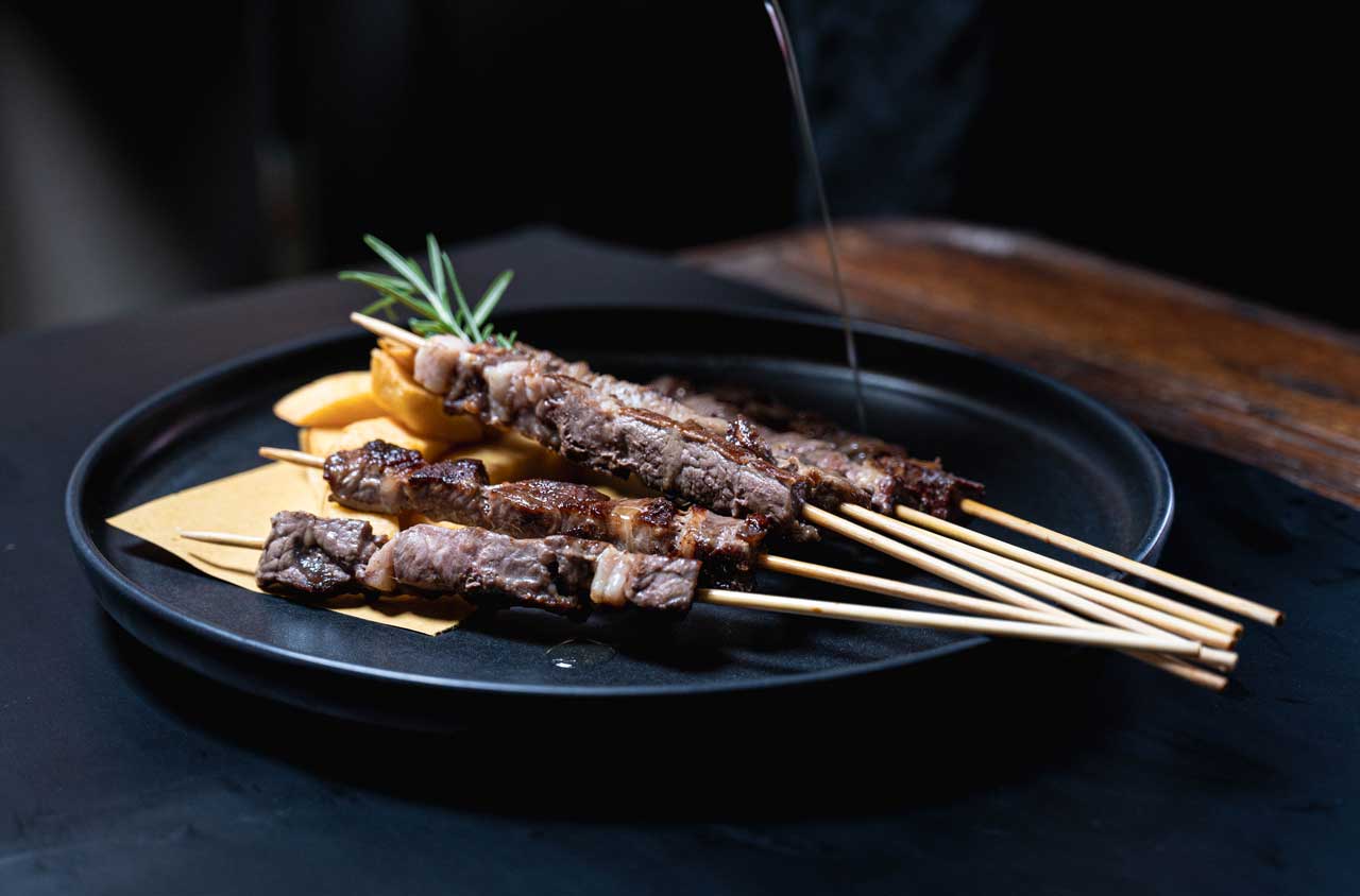 Arrosticini-abruzzesi-e-panissa.